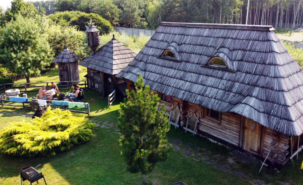 Hotel Gród Pędzików Chęciny Exterior foto
